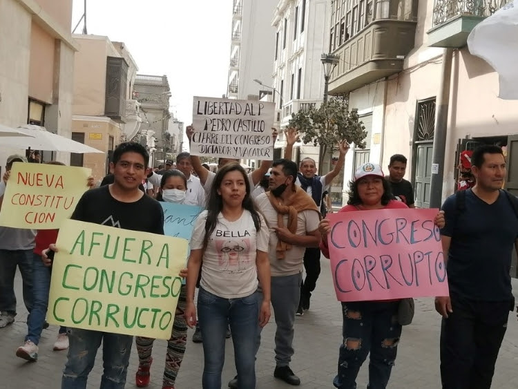 Perú: Los sindicatos reclaman que se ponga fin a la letal represión de las protestas