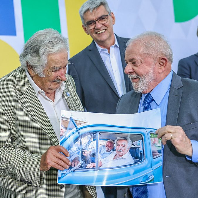 Presidente Lula recibió a Pepe Mujica, a la CSA y al movimiento sindical internacional en la sede del gobierno en Brasilia