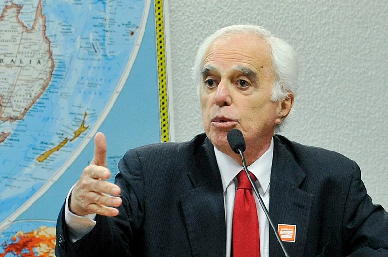 La CSA lamenta el fallecimiento del Embajador Samuel Pinheiro Guimarães